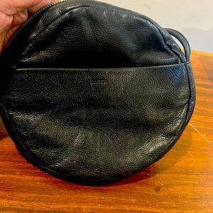 Baggu round/circle crossbody bag in good condition.